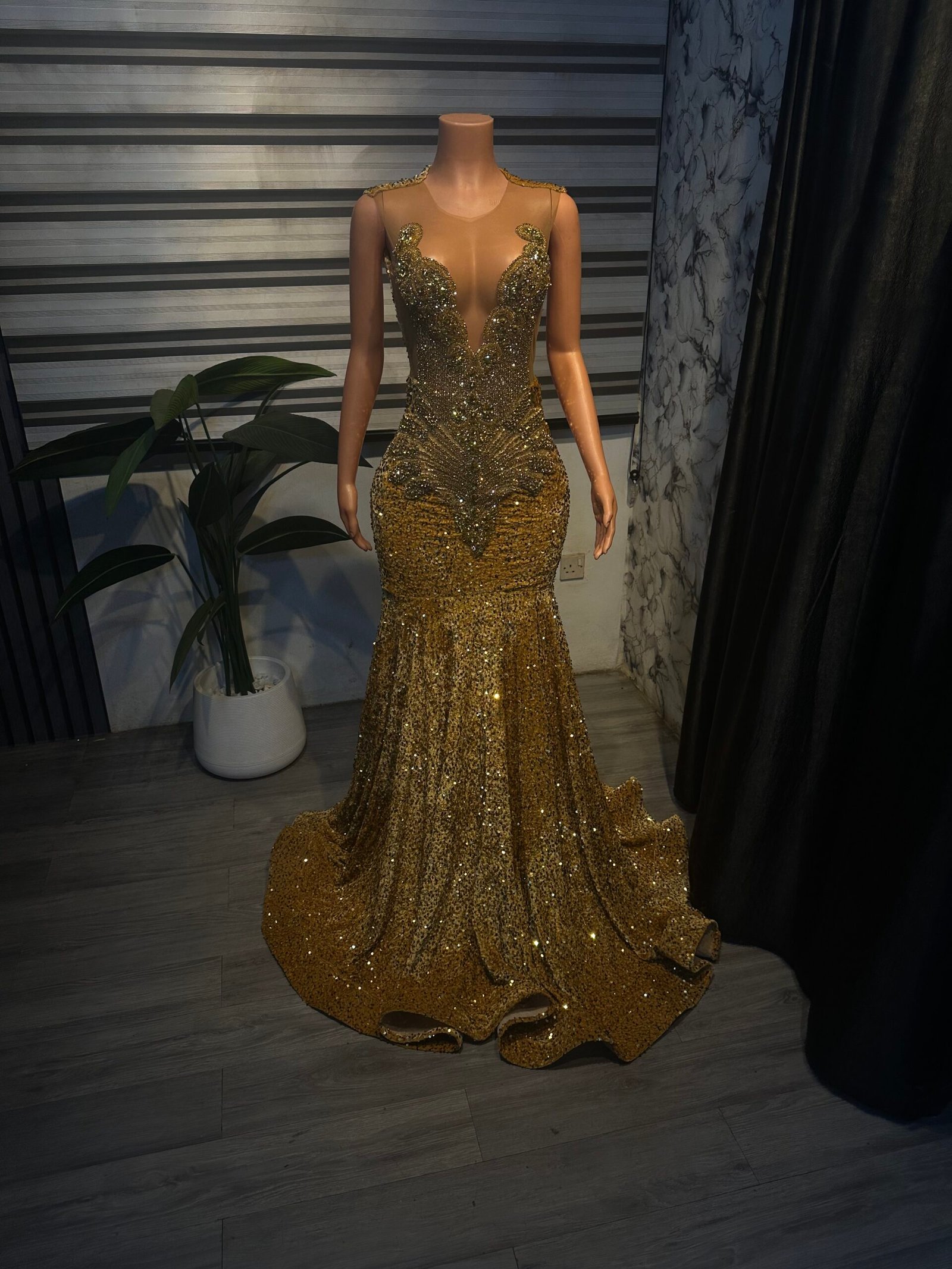 BEAU Dress <span class="free-ship-inline">+ Free Shipping</span>